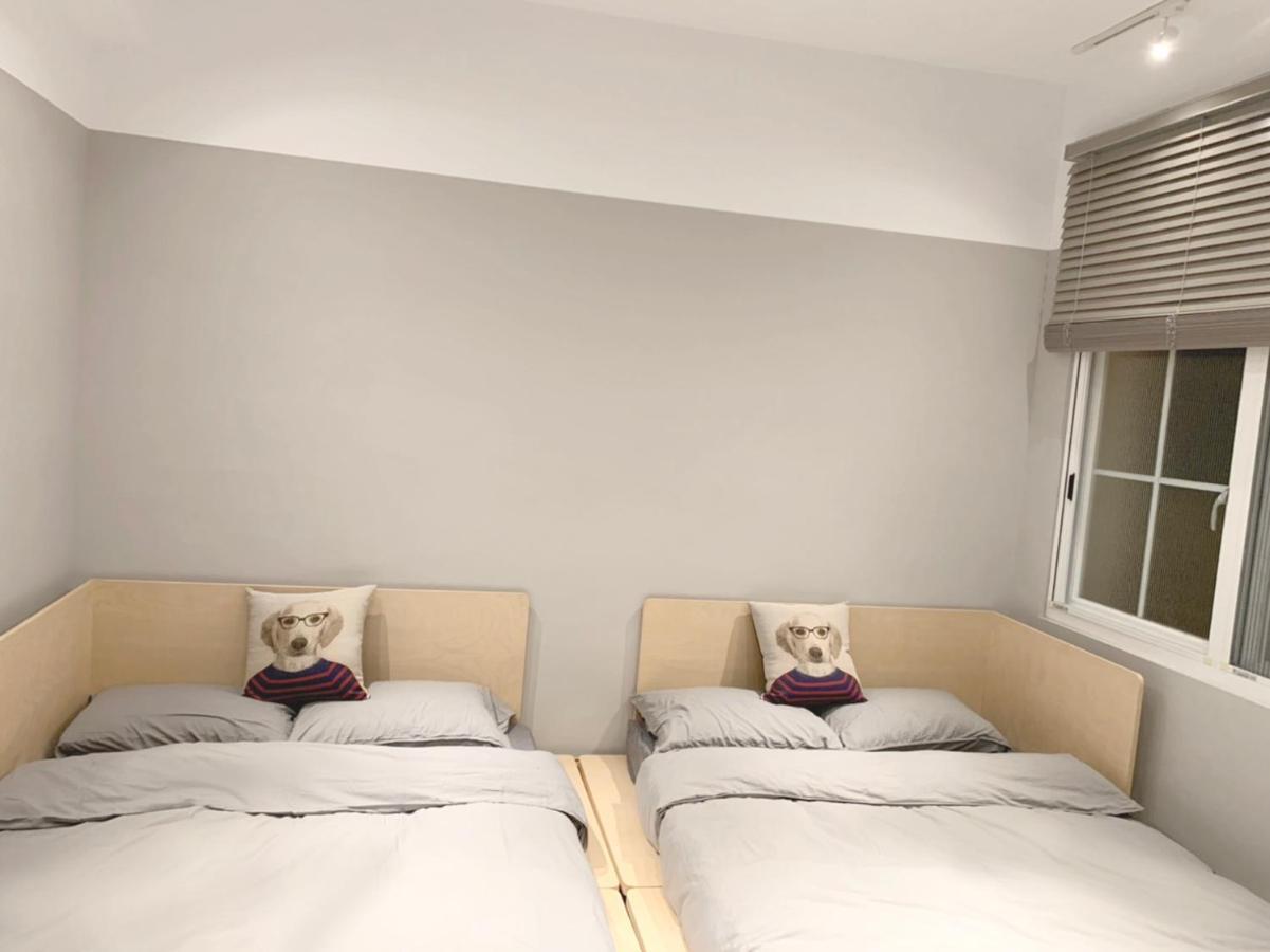 Spring Guest House Tainan Bagian luar foto