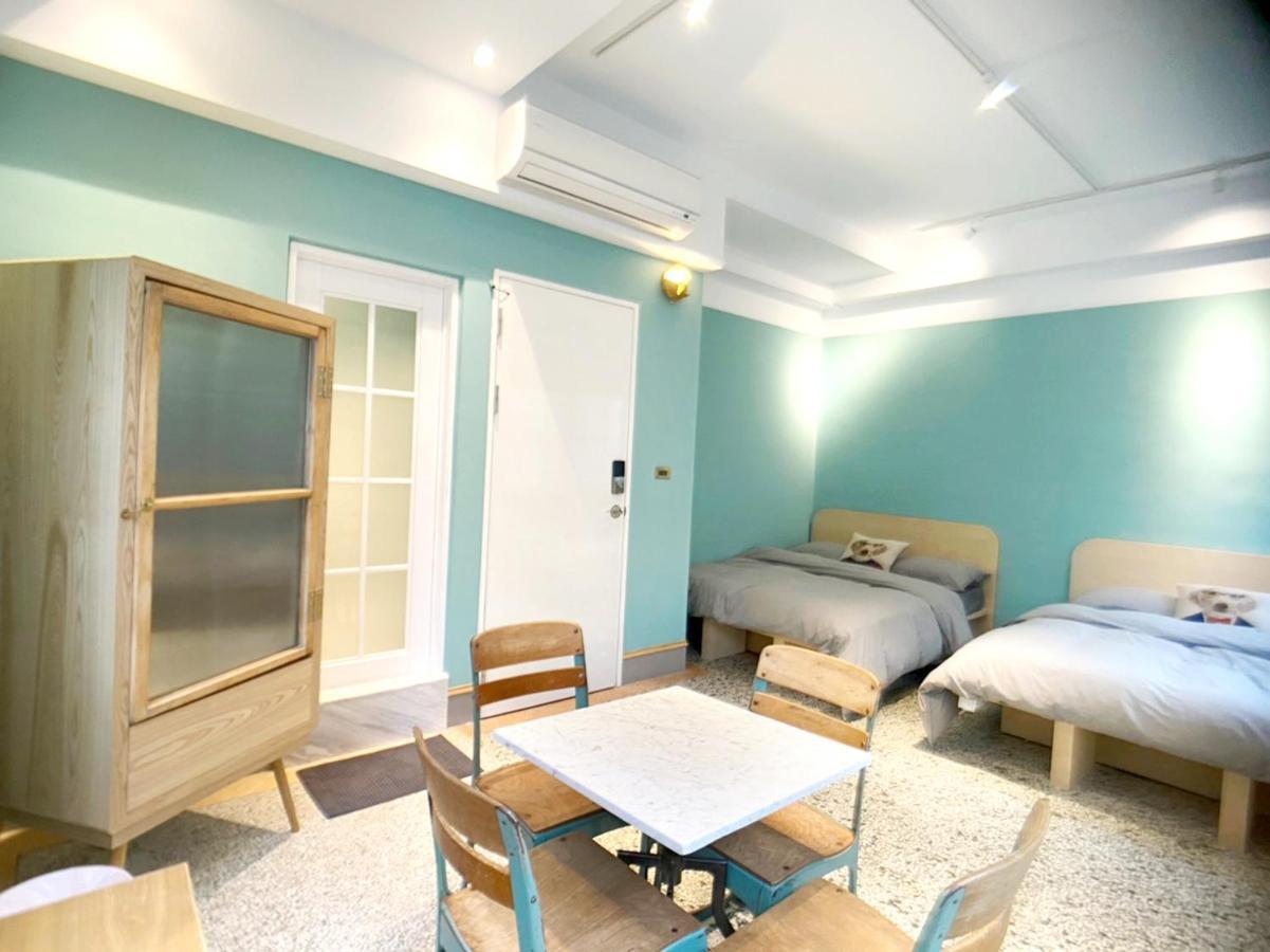 Spring Guest House Tainan Bagian luar foto