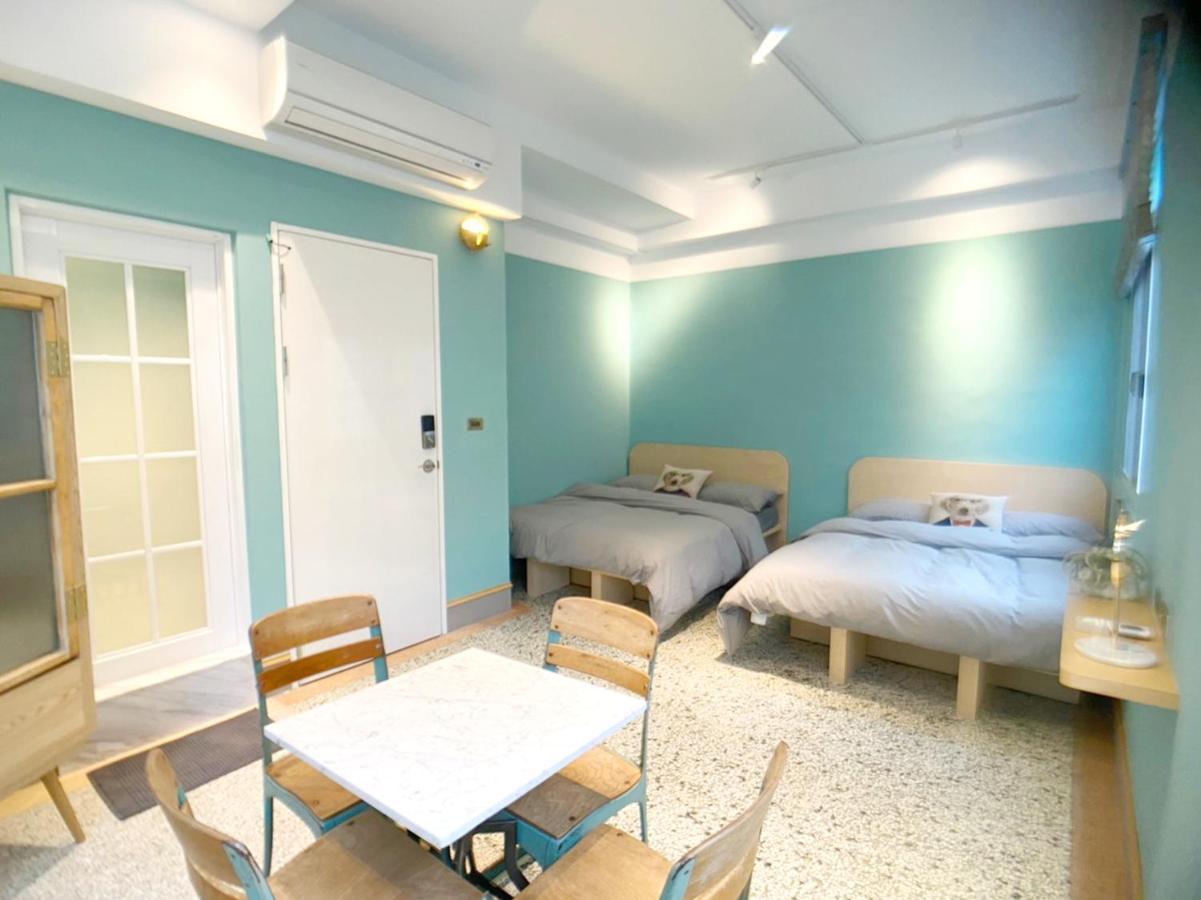 Spring Guest House Tainan Bagian luar foto