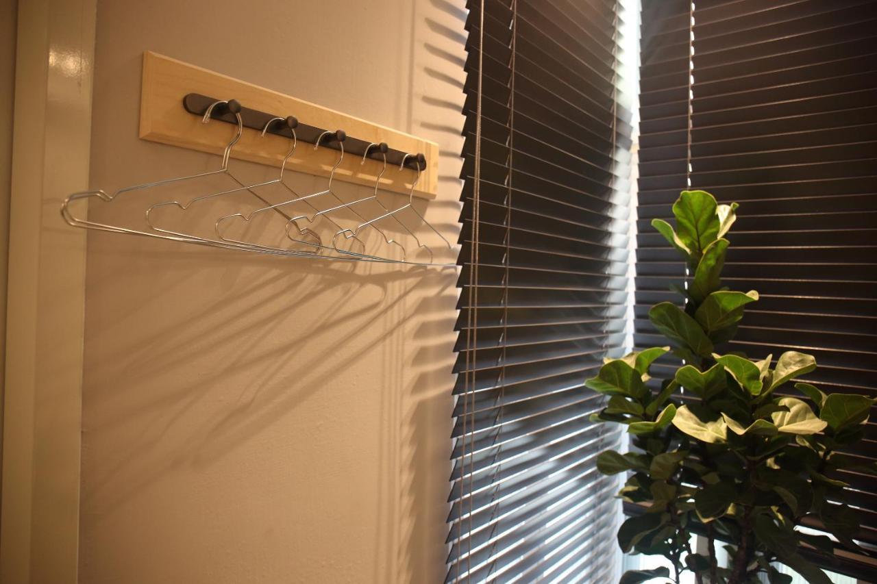 Spring Guest House Tainan Bagian luar foto